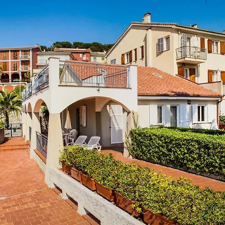 Casa vacanze E6-2 Bilocale Borgo Della Rovere